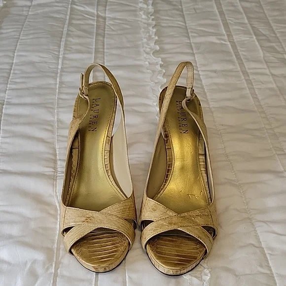 Ralph Lauren Peep Toe Sandals with Heels Tan Color size 8 - Picture 11 of 11